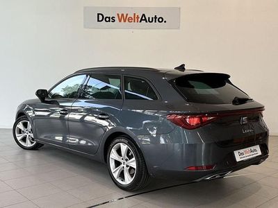 Usado Seat Leon Style 116 CV (85 kW) 2025 Negro