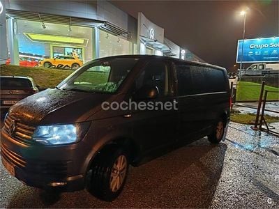 Usado VW Caravelle Trendline 102 CV (75 kW) 2017 Marrón Monovolumen