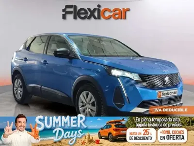 Usado Peugeot 3008 Allure 131 CV (96 kW) 2022 Azul SUV