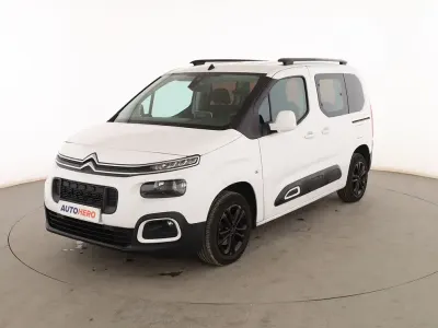 Usado Citroën Berlingo Feel 110 CV (80 kW) 2020 Blanco Monovolumen