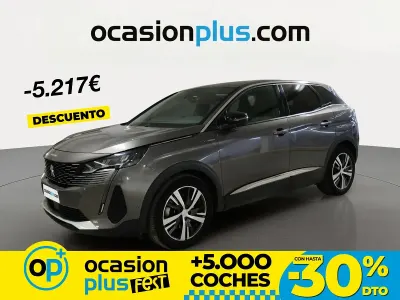 Usado Peugeot 3008 Allure 300 CV (220 kW) 2023 Gris SUV