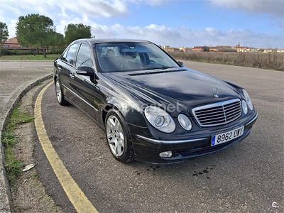 Usado Mercedes E220 Avantgarde 150 CV (110 kW) 2006 Negro Berlina