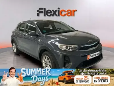 Usado Kia Stonic 84 CV (61 kW) 2022 Gris SUV