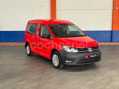 Rojo Usado 2019 VW Caddy Comfortline Monovolumen | 15.990 € (Precio justo)