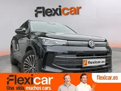 Usado VW Tiguan Life 150 CV (110 kW) 2024 Negro SUV