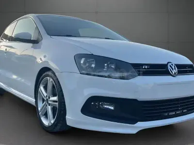 Używany VW Polo Sport 105 KM (77 kW) 2014 Biały Sedan/Limuzyna