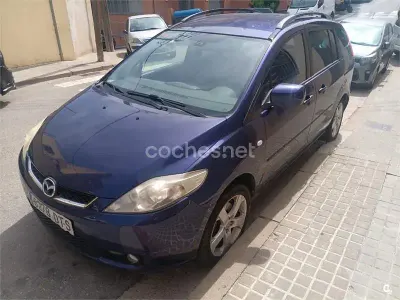 Usado Mazda 5 Sportive 143 CV (105 kW) 2005 Violeta / lila Monovolumen