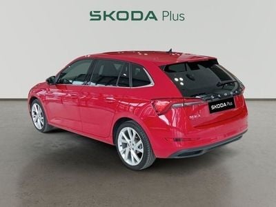 Rojo Usado 2024 Skoda Scala Sport Utilitario | 19.690 € (Precio justo)