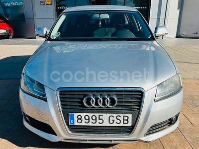 Gris / plata Usado 2009 Audi A3 Ambiente Berlina | 6500 € (Precio justo)