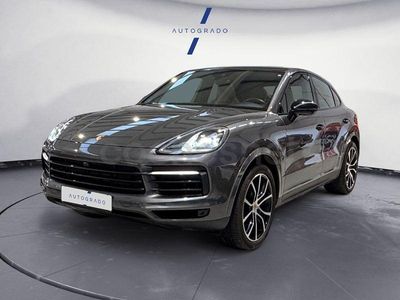 Usado Porsche Cayenne 462 CV (339 kW) 2021 Gris / plata SUV