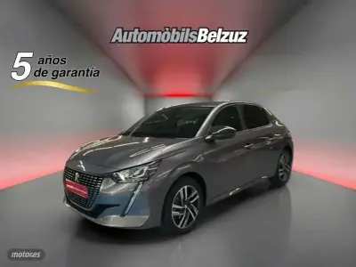 Usado Peugeot 208 Active 102 CV (75 kW) 2023 Gris Utilitario