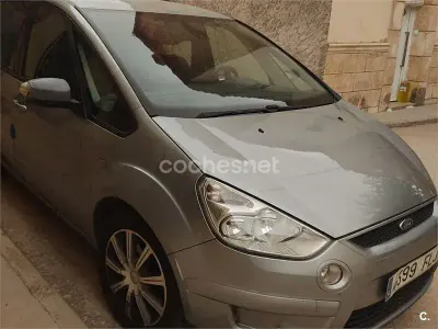 Usado Ford S-MAX Titanium 140 CV (102 kW) 2007 Gris / plata Monovolumen
