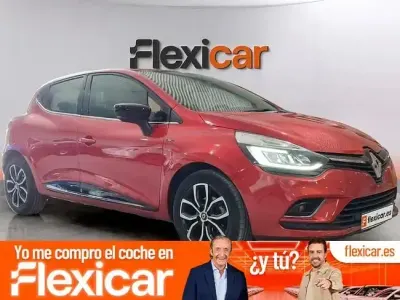 Usado Renault Clio LIMITED 90 CV (66 kW) 2019 Rojo