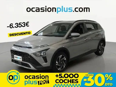 Usado Hyundai Bayon 84 CV (61 kW) 2022 Gris SUV