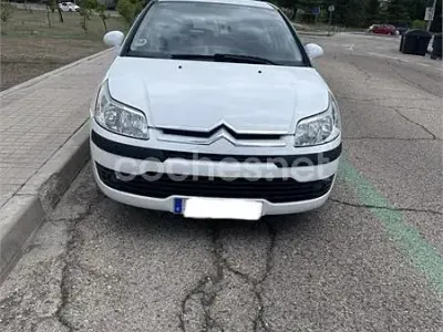 Usado Citroën C4 90 CV (66 kW) 2005 Blanco Berlina