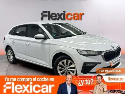Usado Skoda Scala Selection 116 CV (85 kW) 2024 Blanco Utilitario