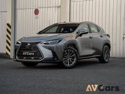 Usado Lexus NX350h Business Edition 242 CV (177 kW) 2023 Gris / plata SUV