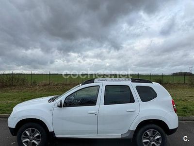 Usado Dacia Duster Ambiance 109 CV (80 kW) 2015 Blanco SUV