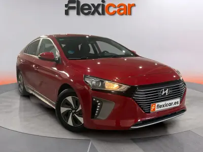 Usado Hyundai Ioniq 141 CV (103 kW) 2019 Rojo Utilitario