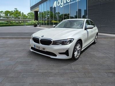 BMW 330e