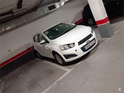 Usado Chevrolet Aveo LT 100 CV (73 kW) 2012 Blanco Berlina