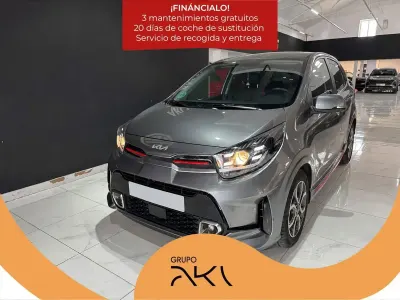 Usado Kia Picanto GT-Line 67 CV (49 kW) 2022 Gris Utilitario