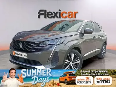 Usado Peugeot 3008 Allure 136 CV (100 kW) 2024 Marrón SUV