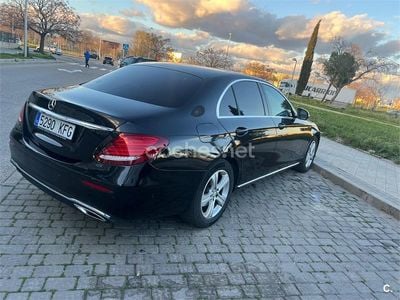 Mercedes E200