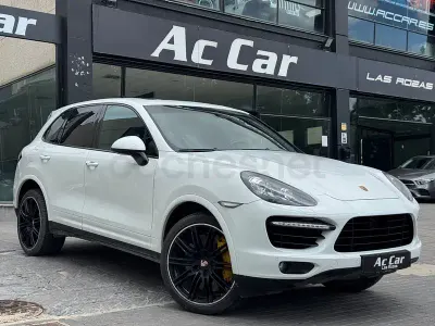Usado Porsche Cayenne Turbo 500 CV (367 kW) 2012 Blanco SUV