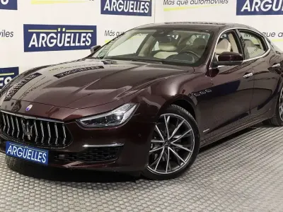 Usado Maserati Ghibli GranLusso 430 CV (316 kW) 2021 Marrón Berlina