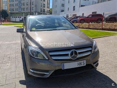 Mercedes B180
