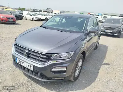 Usado VW T-Roc Edition 115 CV (84 kW) 2020 Gris SUV