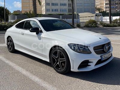 Usado Mercedes C220 194 CV (142 kW) 2020 Blanco Coupe