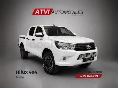 Usado Toyota HiLux 150 CV (110 kW) 2020 Blanco Pickup/Camioneta
