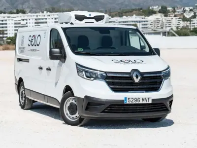 Usado Renault Trafic 131 CV (96 kW) 2024 Blanco Monovolumen