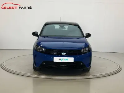 Usado Opel Corsa 100 CV (73 kW) 2024 Azul Utilitario