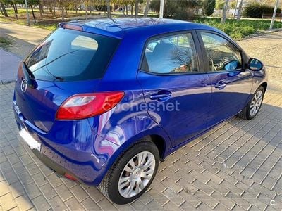 Usado Mazda 2 Active 68 CV (50 kW) 2009 Azul Utilitario