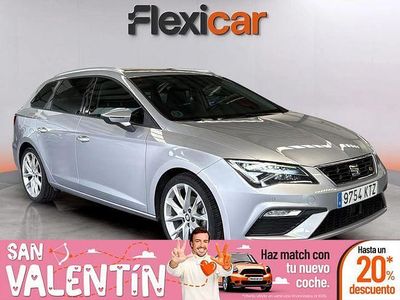 Usado Seat Leon FR 130 CV (95 kW) 2019 Gris Familiar