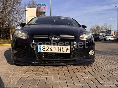 Usado Ford Focus Sport 115 CV (84 kW) 2012 Negro Berlina