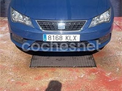 Usado Seat Leon XCELLENCE 125 CV (91 kW) 2018 Azul Berlina