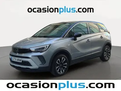Usado Opel Crossland Elegance 130 CV (95 kW) 2024 Gris plata SUV