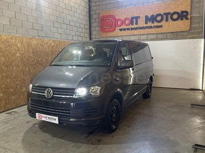 Usado VW Caravelle 150 CV (110 kW) 2018 Negro Monovolumen