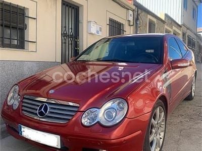 Usado Mercedes C230 197 CV (144 kW) 2002 Rojo Berlina