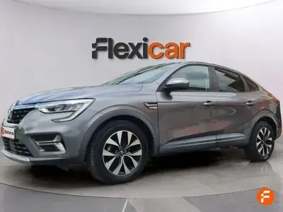 Usado Renault Arkana Evolution 140 CV (102 kW) 2023 Gris SUV
