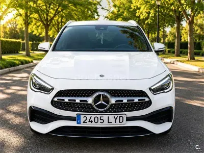 Usado Mercedes GLA180 136 CV (100 kW) 2022 Blanco SUV