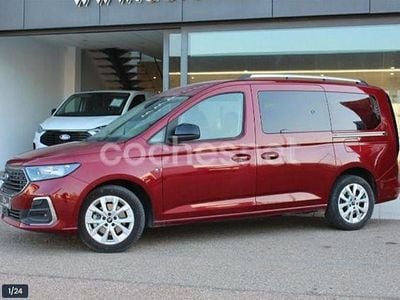 Rojo Usado 2023 Ford Grand Tourneo Connect Active Monovolumen | 32.900 € (Un poco caro)