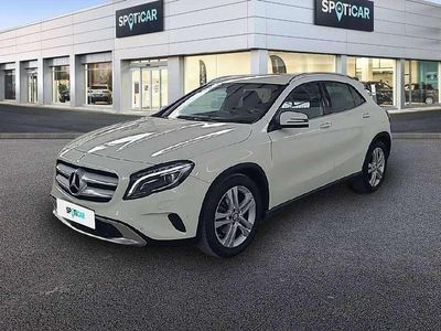 Mercedes GLA220