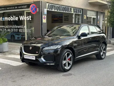 Usado Jaguar F-Pace R-Sport 300 CV (220 kW) 2016 Negro SUV