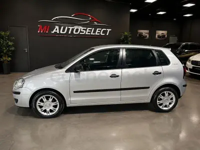 Usado VW Polo Match 65 CV (47 kW) 2007 Gris / plata Utilitario