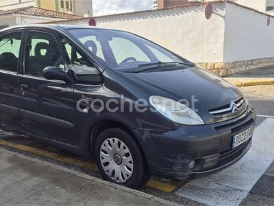 Gris / plata Usado 2006 Citroën Xsara Picasso Monovolumen | 3500 € (Un poco caro)